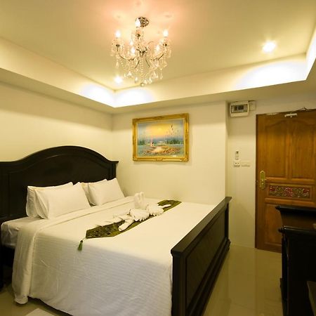 Richly Villa Bangkok Exterior photo