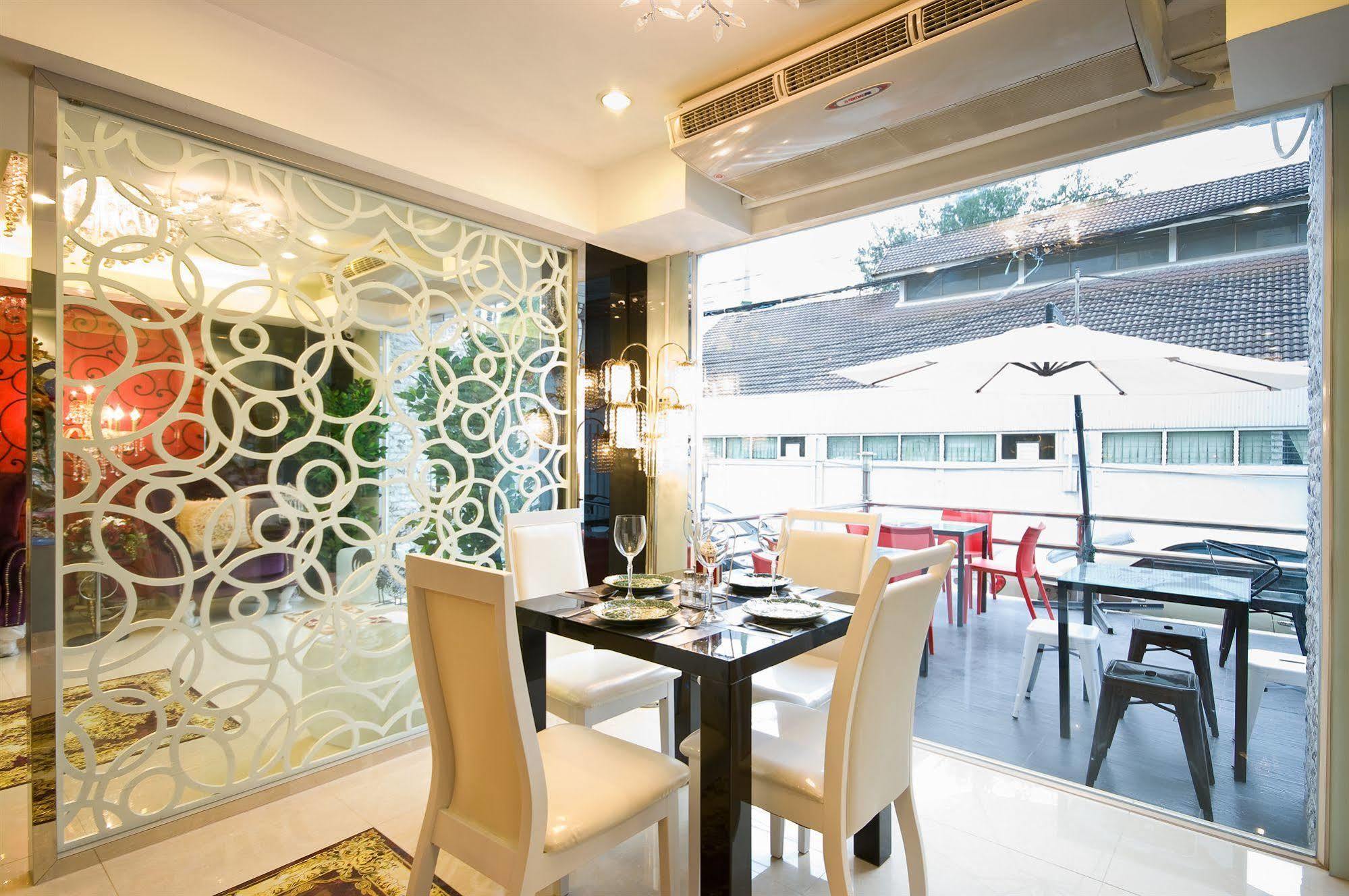 Richly Villa Bangkok Exterior photo