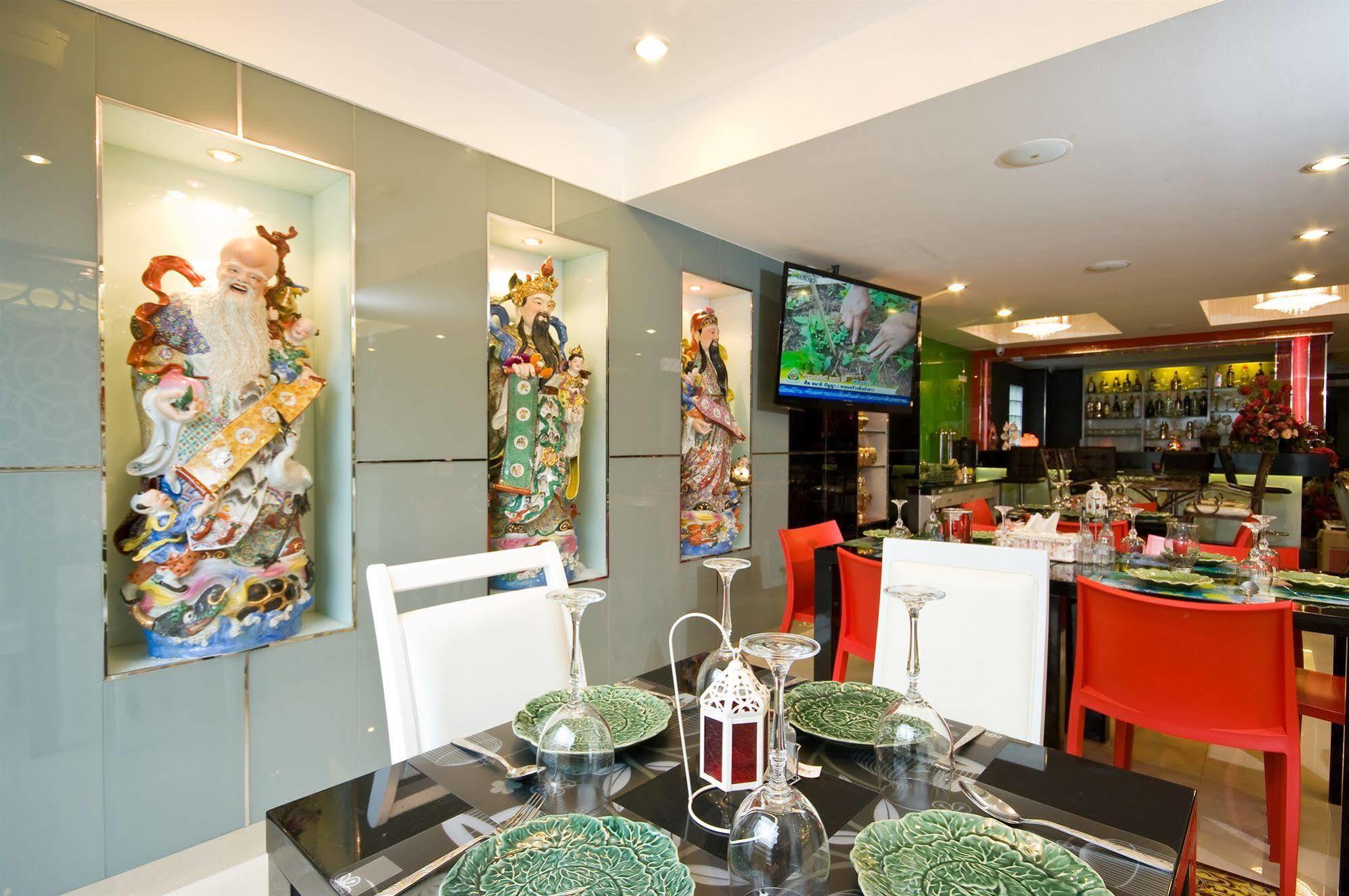 Richly Villa Bangkok Exterior photo