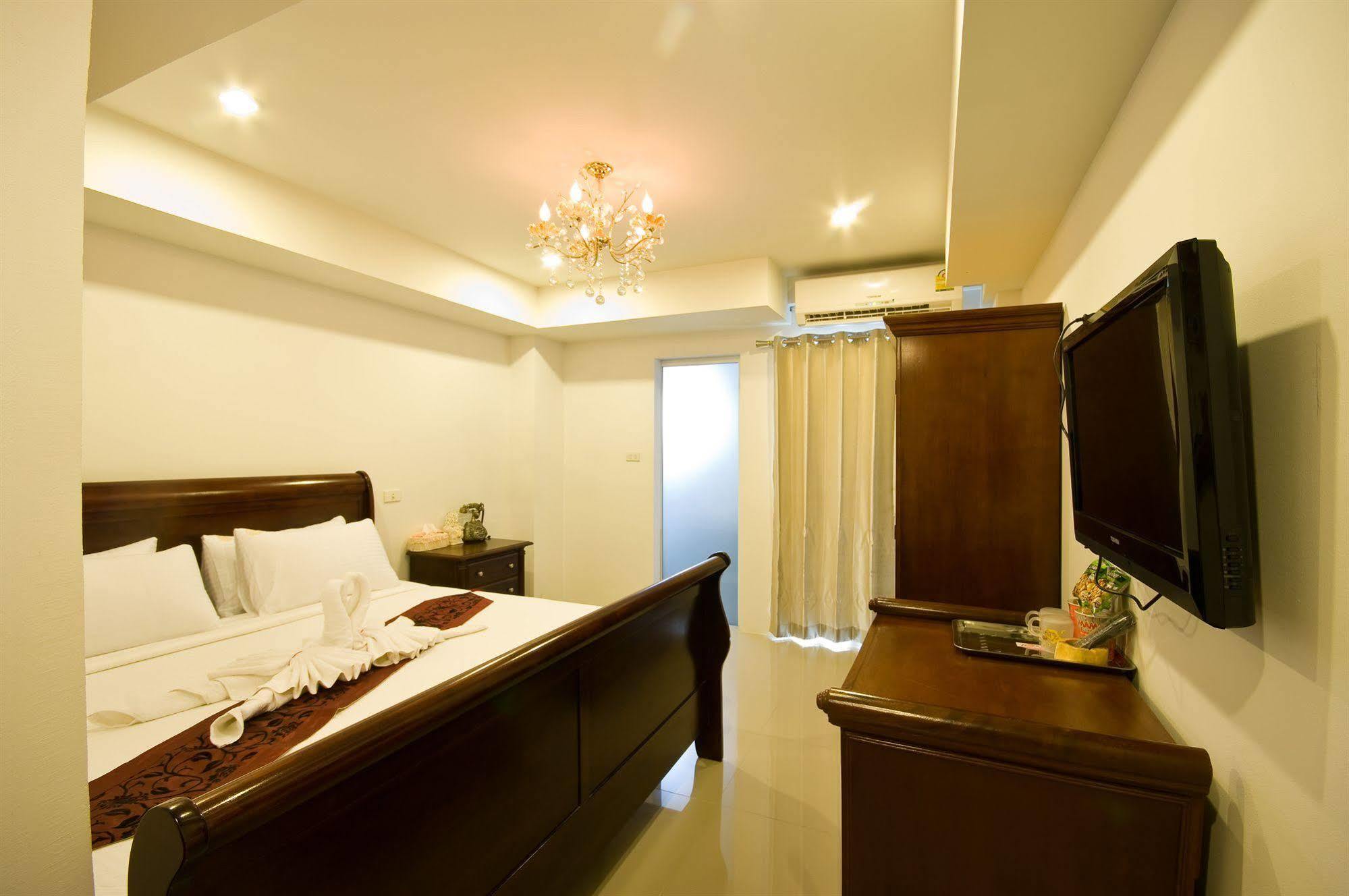 Richly Villa Bangkok Exterior photo